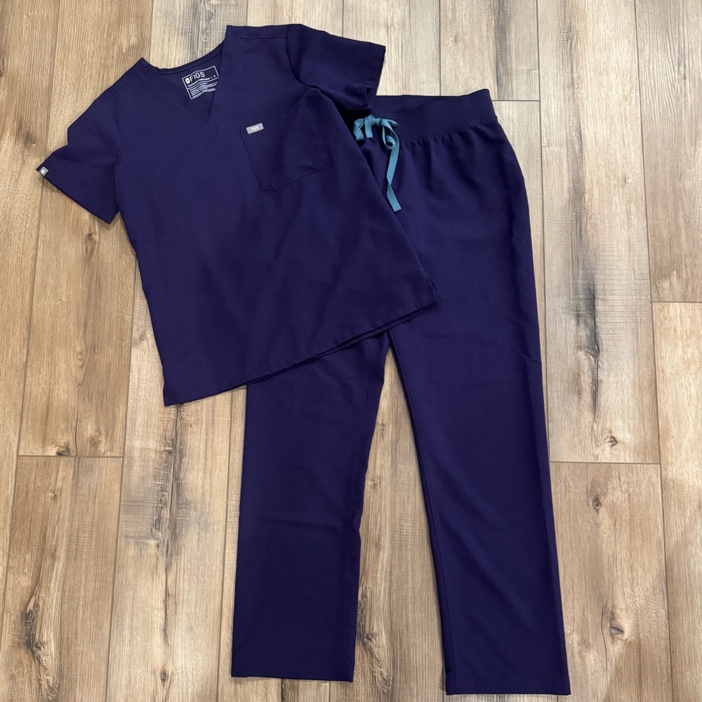 Figs Technical Collection Scrubs